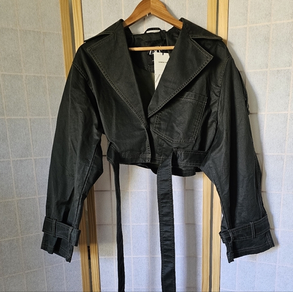 Zara Cropped Waxed Trench Coat - Picture 2 of 9